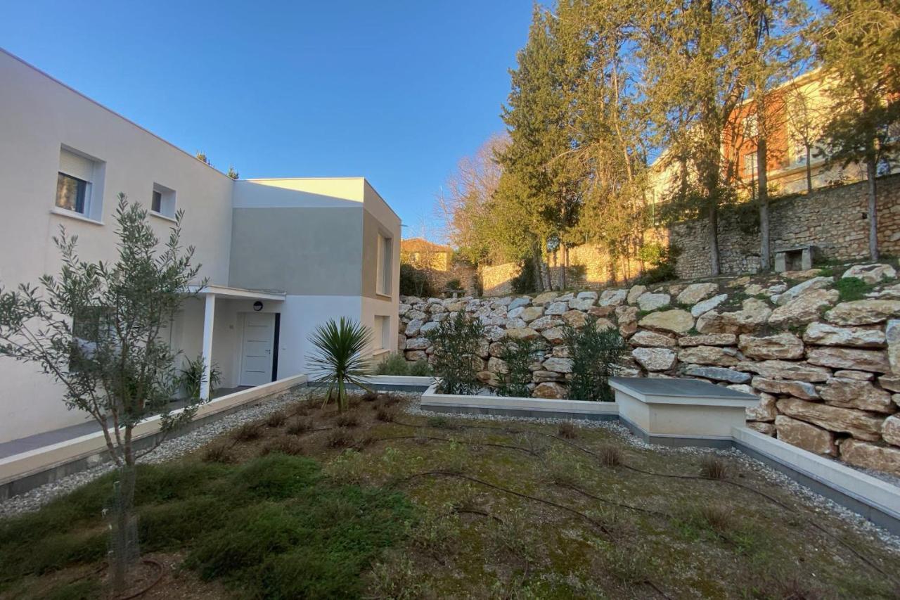 Roche Blanche - Terrasse Et Parking Daire Nîmes Dış mekan fotoğraf
